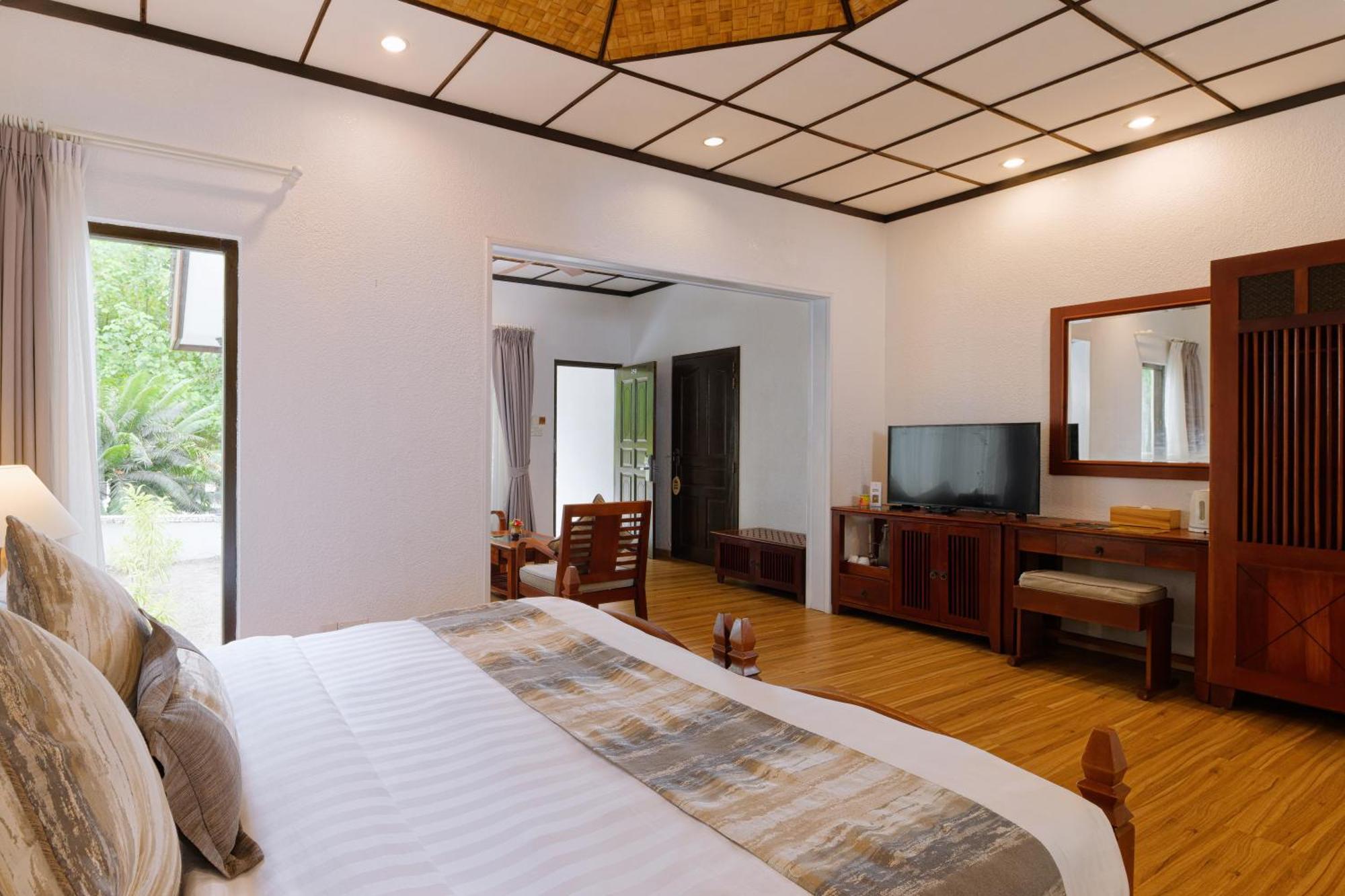 Bandos Maldives - One Way Transfer Free For Stays From 1St May Till 30Th Sept 2025 Bandos Island Екстер'єр фото